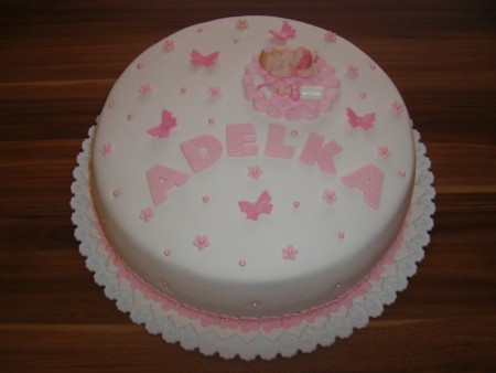 Torta s mascarpone a tvarohom s broskyňami